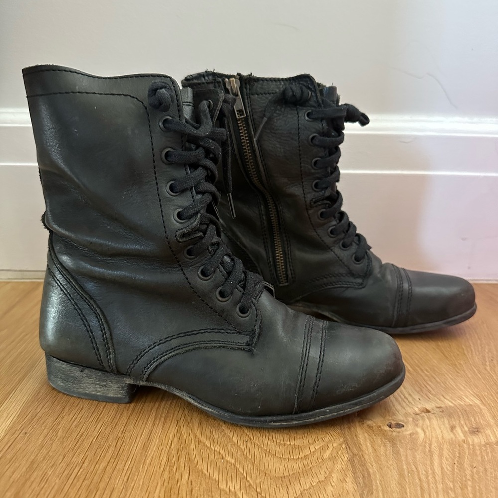 Steve Madden - Troopa Combat Boots